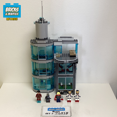 76038 Attack on Avengers Tower (U)