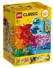 11011 Bricks and Animals