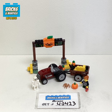 40423 Halloween Hayride (U1)