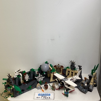 7623 Temple Escape (U)