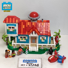 43268 Lilo and Stitch Beach House (U)
