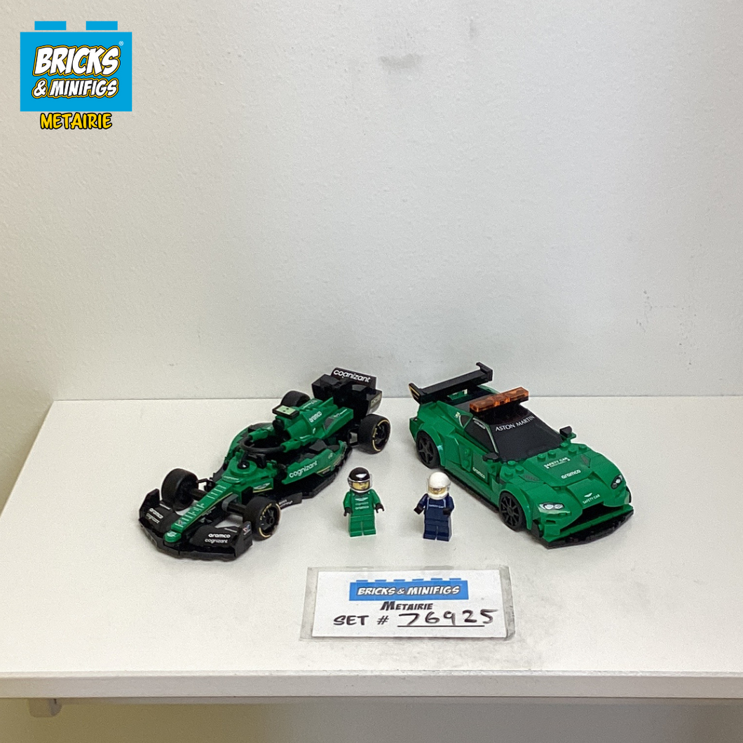 76925 Aston Martin Vantage Safety Car & AMR23 (U)