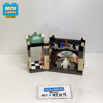 4704 The Chamber of the Winged Keys (U)