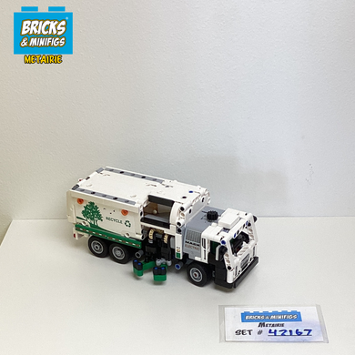 42167 Mack LR Electric Garbage Truck (U1)