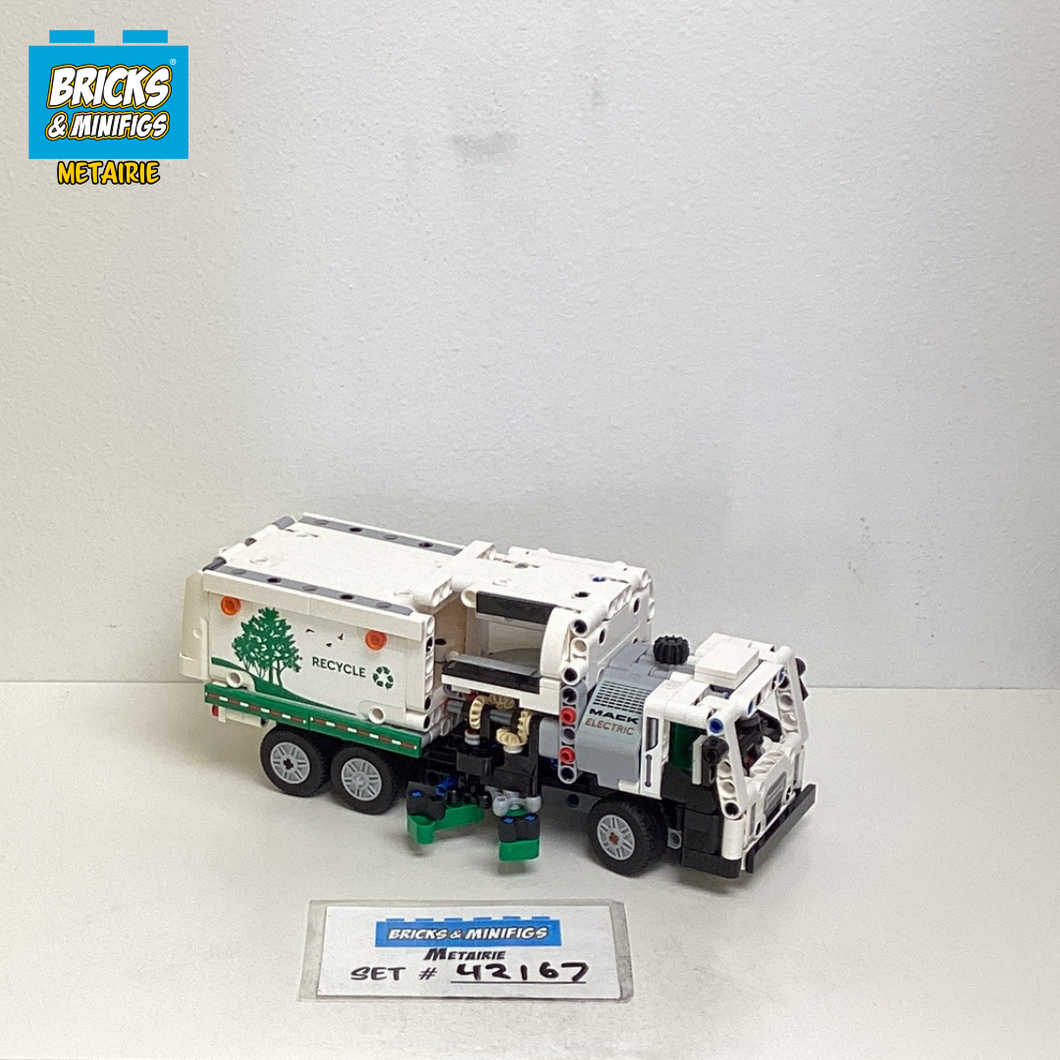 42167 Mack LR Electric Garbage Truck (U)