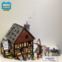 21341 Disney Hocus Pocus: The Sanderson Sisters' Cottage (U)