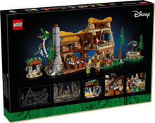 43242 Snow White and the Seven Dwarfs' Cottage