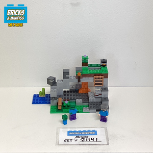 21141 The Zombie Cave (U)