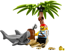 5003082 Classic Pirate Minifigure