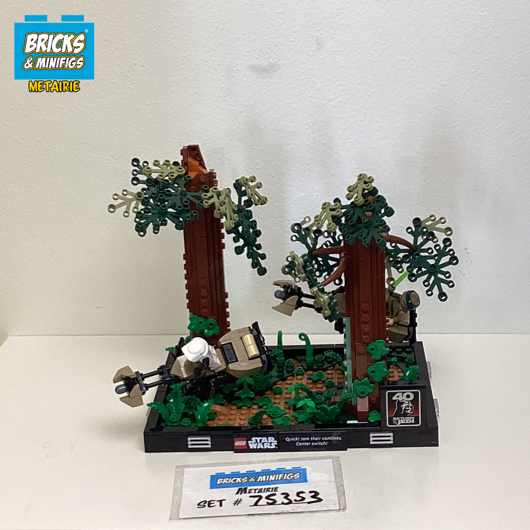 75353 Endor Speeder Chase Diorama (U)