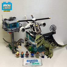 76949 Giganotosaurus & Therizinosaurus Attack (U)