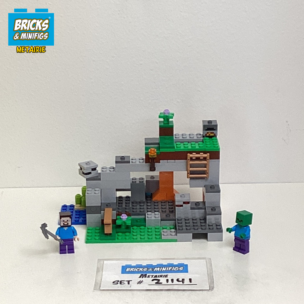 21141 The Zombie Cave (U1)