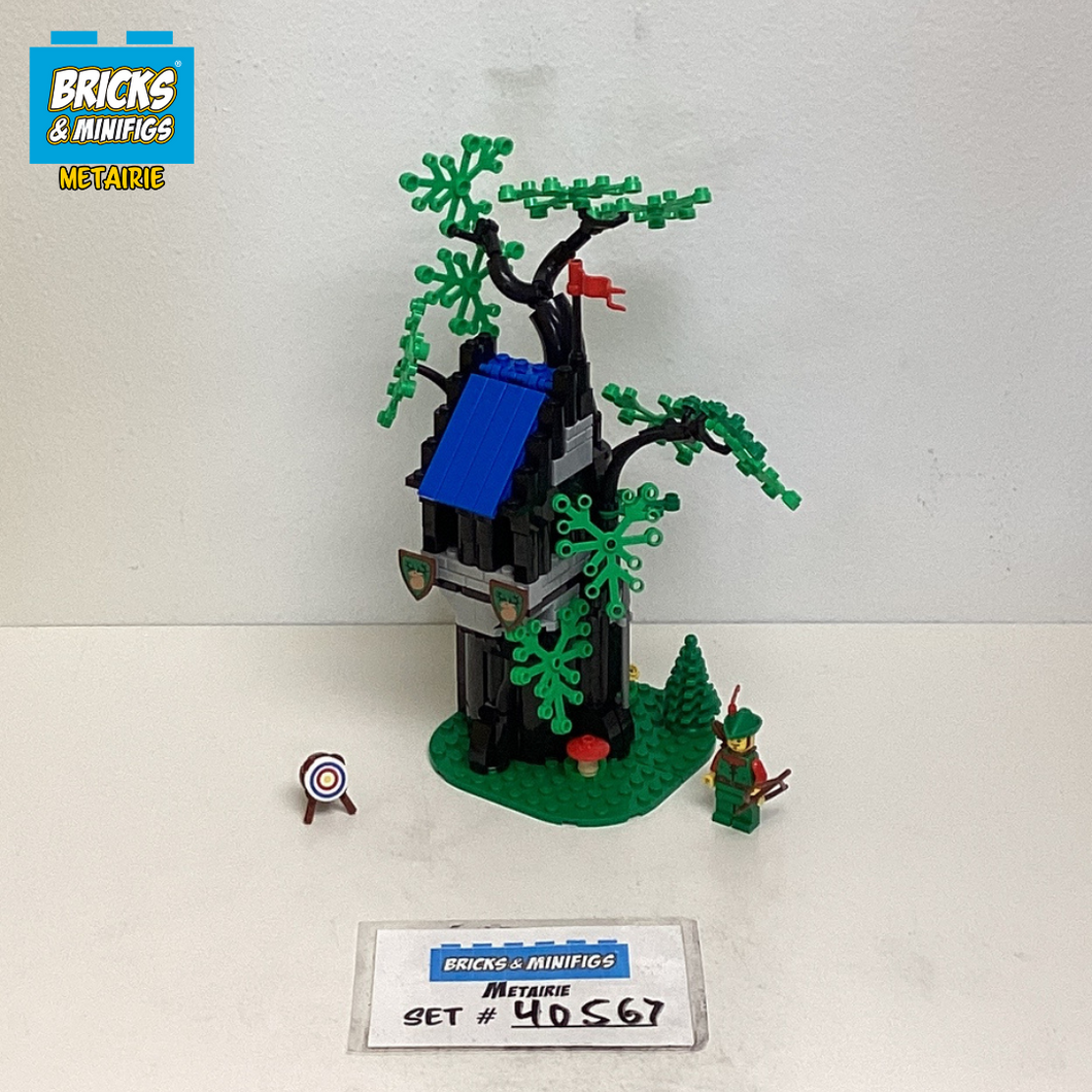 40567 Forest Hideout (U1)