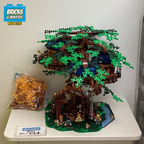 21318 Tree House (U)