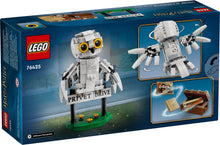 76425 LEGO Hedwig™ at 4 Privet Drive