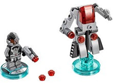 71210 Fun Pack - DC Comics (Cyborg and Cyber-Guard) PRE-OWNED CERTIFIED