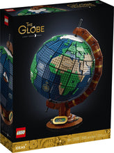 21332 The Globe OPEN BOX NEW