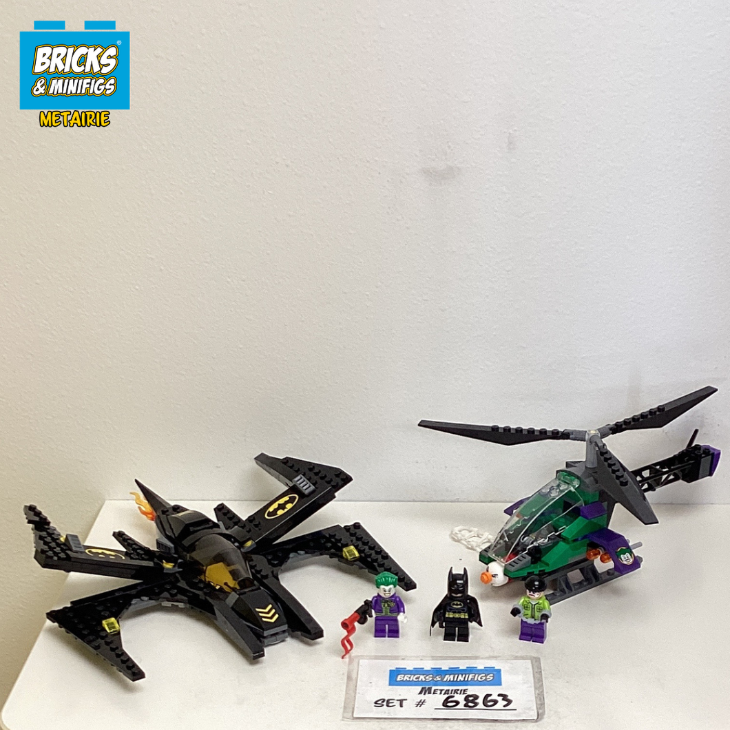 6863 Batwing Battle Over Gotham City (U)