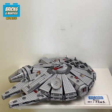 7965 Millennium Falcon (U2)