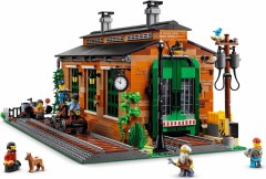 910033 LEGO (BL) Old Train Engine Shed